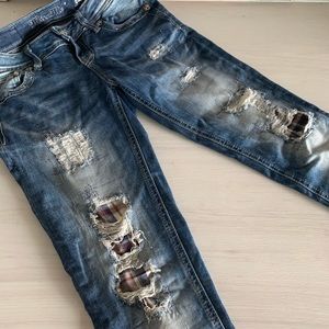 🎉2x HP🎉 Women’s Miss Me Patched-Front Jeans